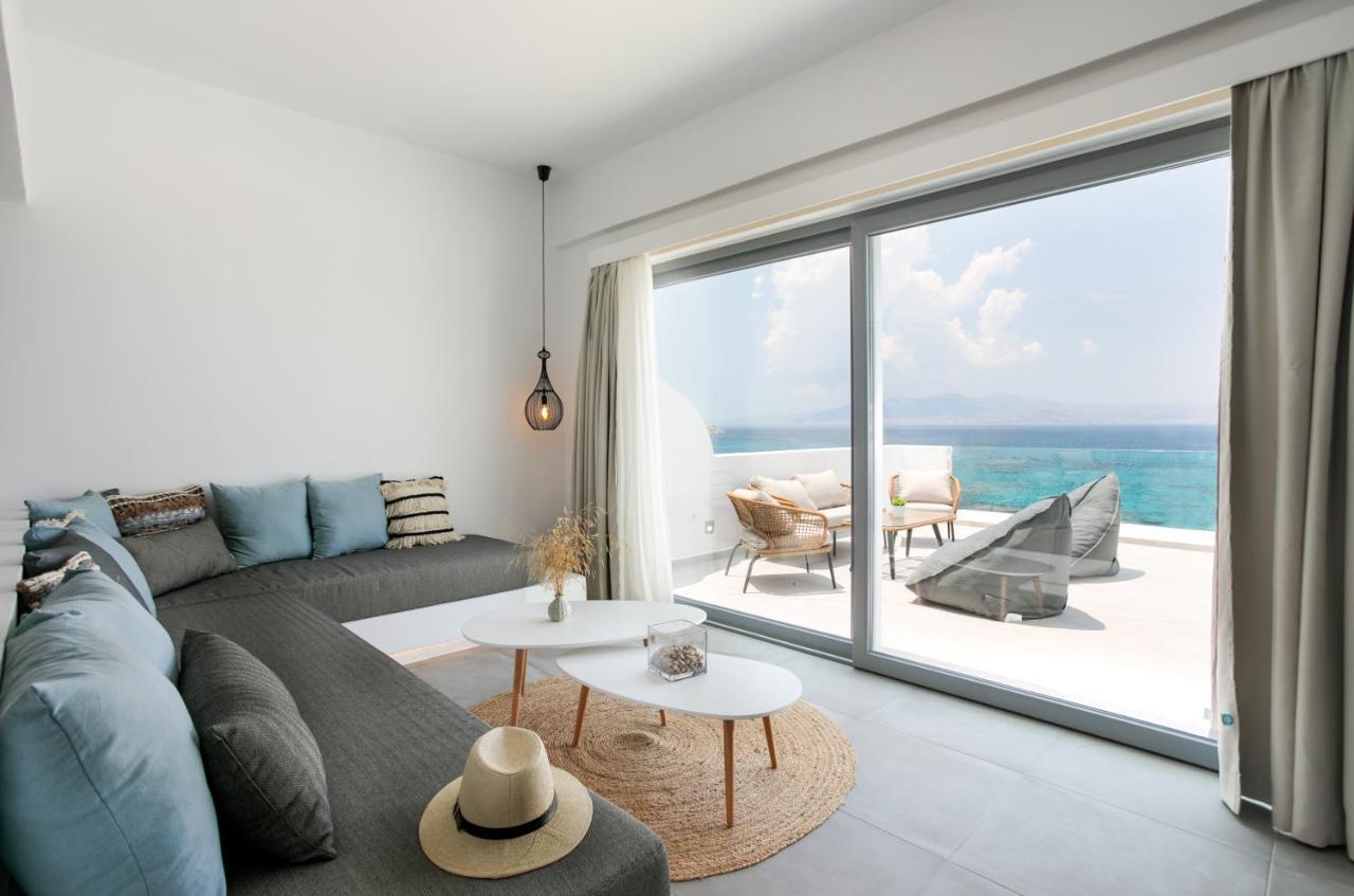 Seanfinity Beachfront Suites Mikri Vigla Eksteriør bilde