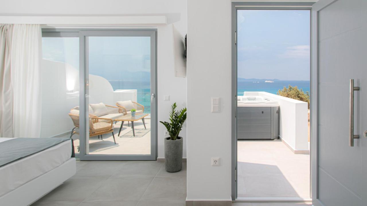 Seanfinity Beachfront Suites Mikri Vigla Eksteriør bilde