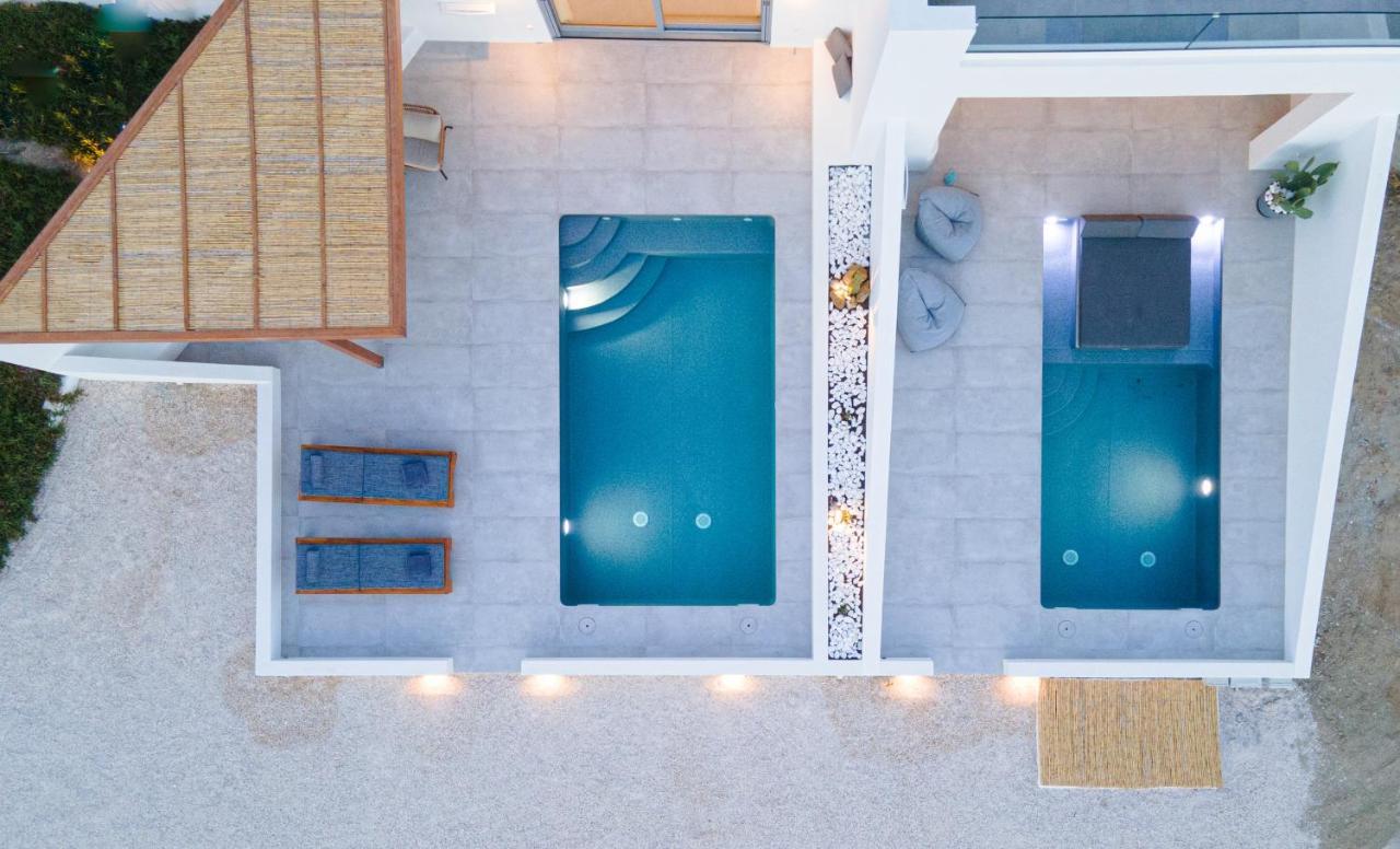 Seanfinity Beachfront Suites Mikri Vigla Eksteriør bilde