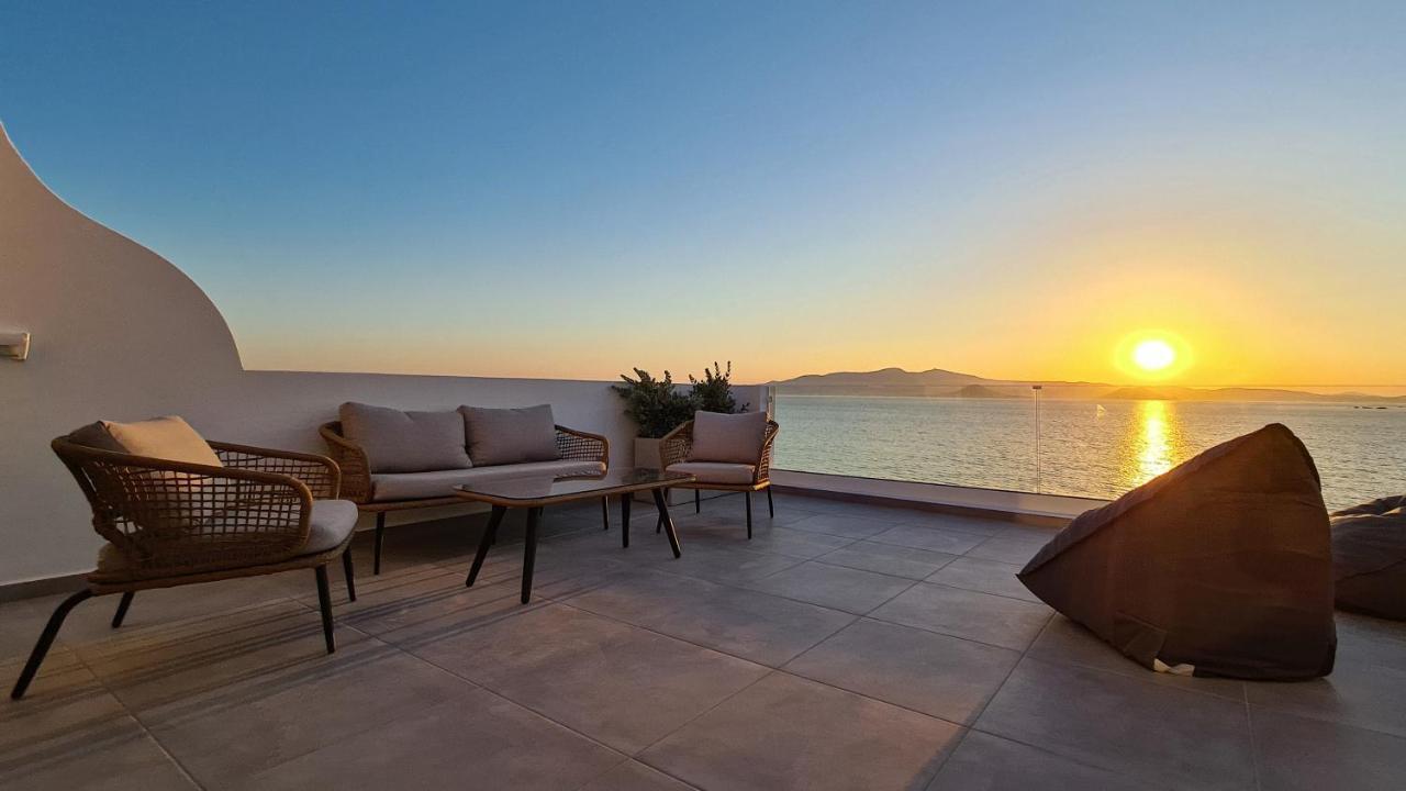 Seanfinity Beachfront Suites Mikri Vigla Eksteriør bilde