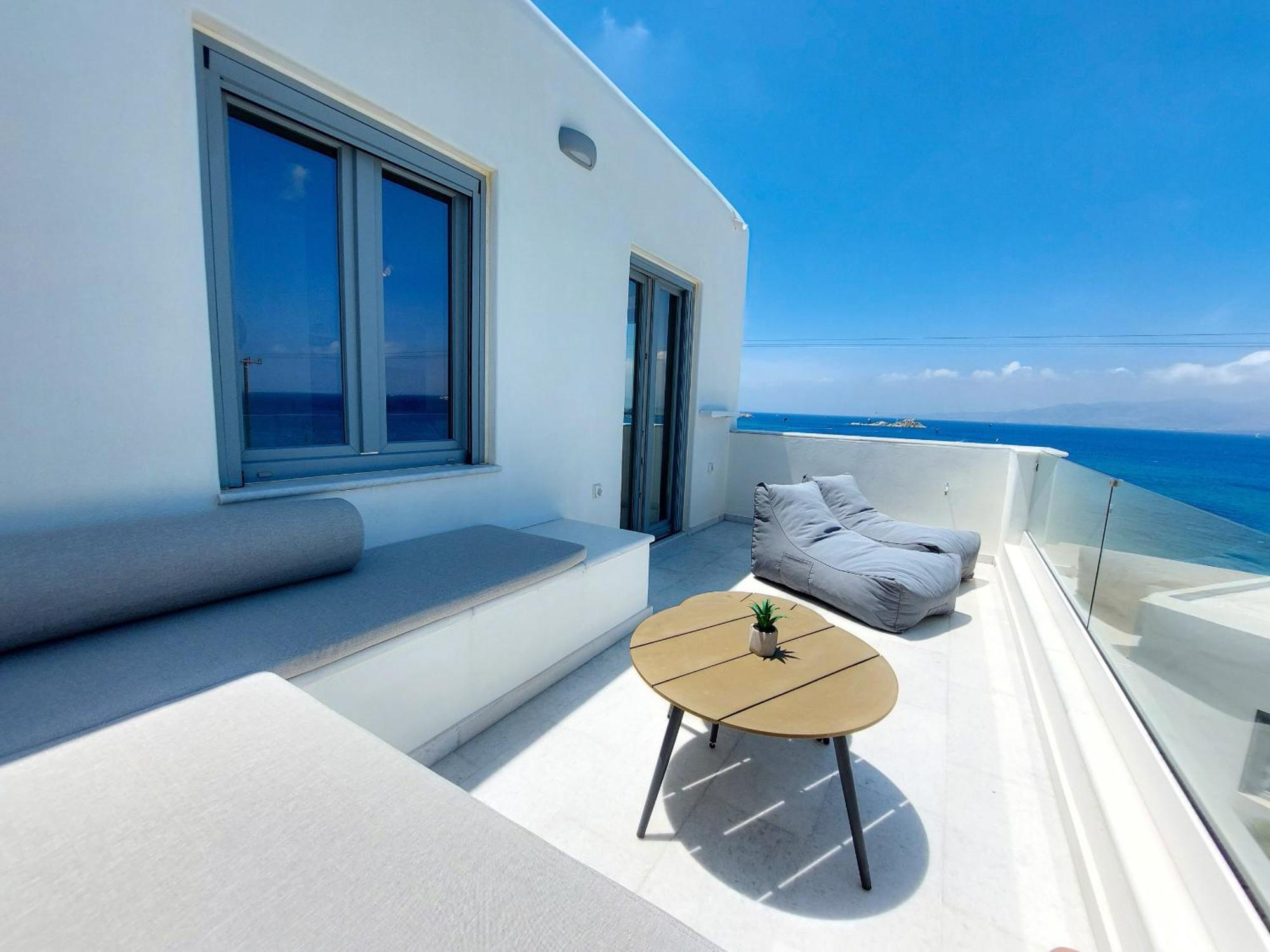 Seanfinity Beachfront Suites Mikri Vigla Rom bilde