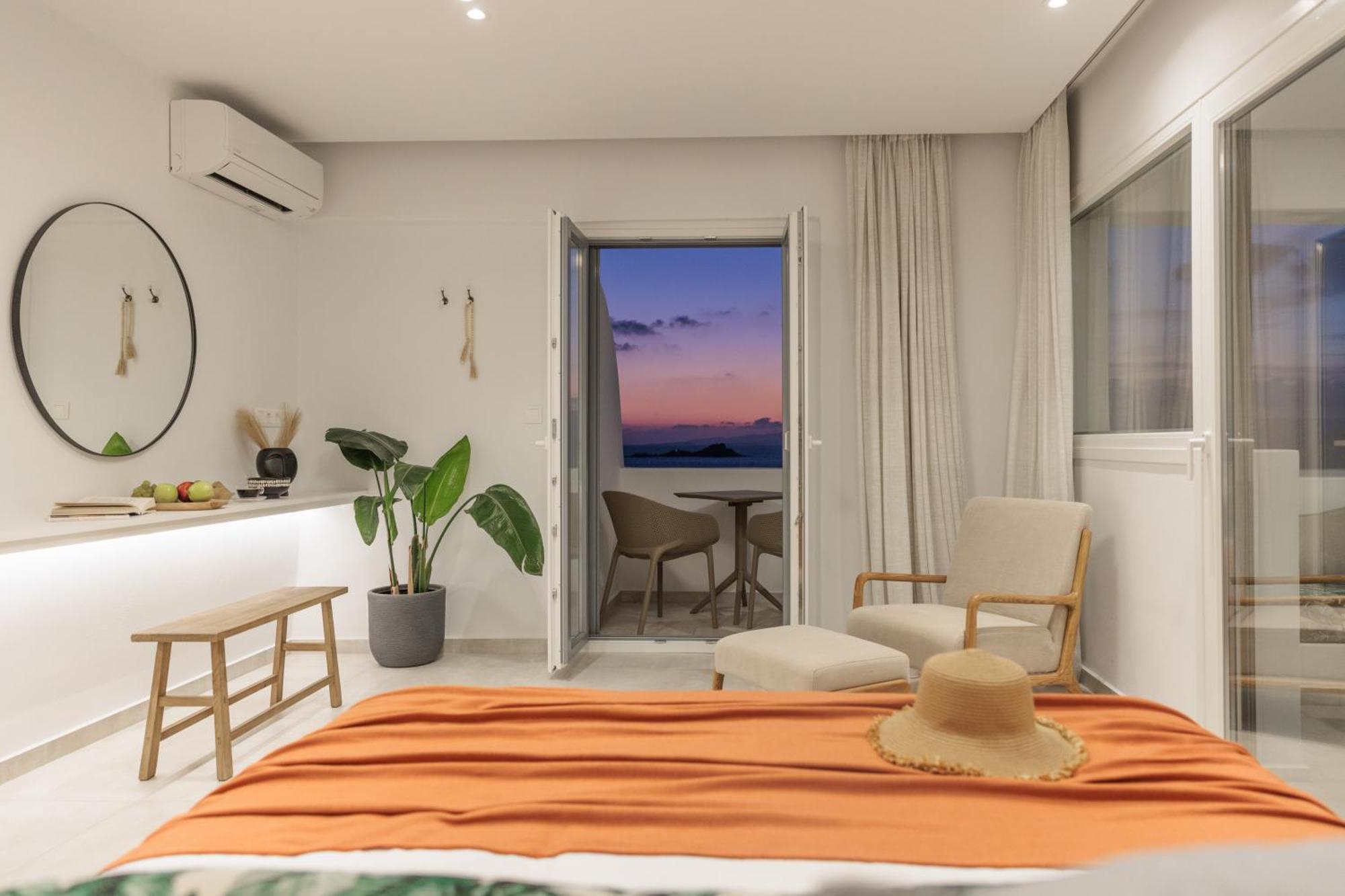 Seanfinity Beachfront Suites Mikri Vigla Eksteriør bilde